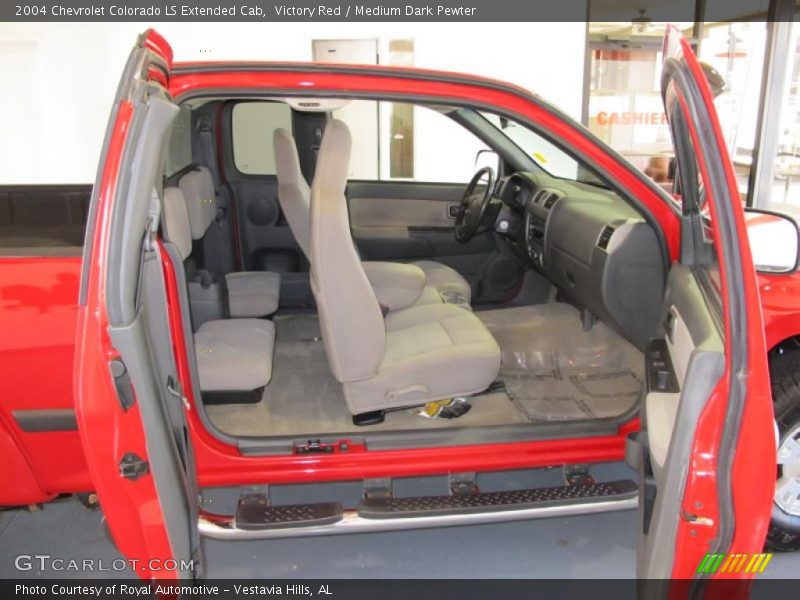 Victory Red / Medium Dark Pewter 2004 Chevrolet Colorado LS Extended Cab
