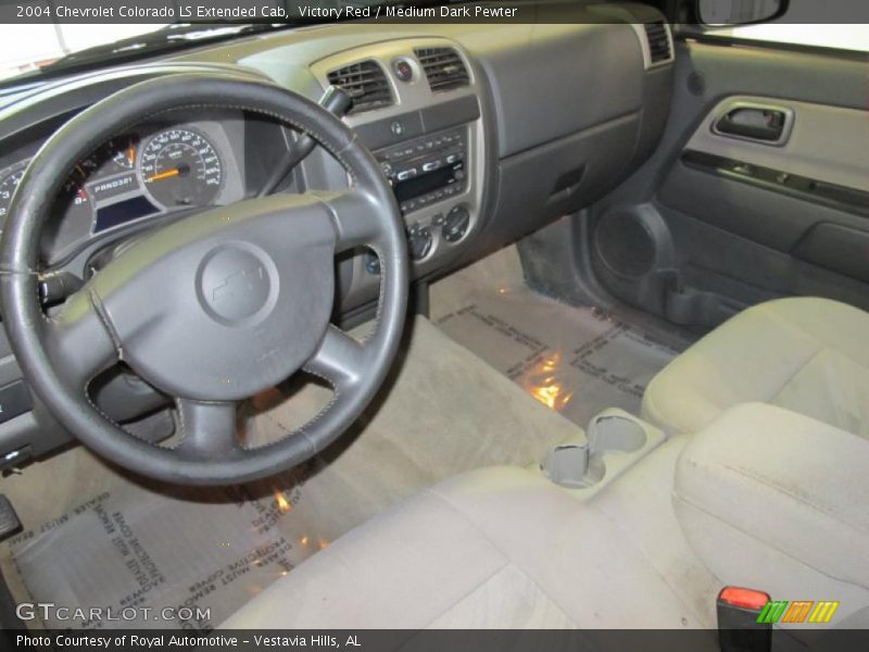 Victory Red / Medium Dark Pewter 2004 Chevrolet Colorado LS Extended Cab