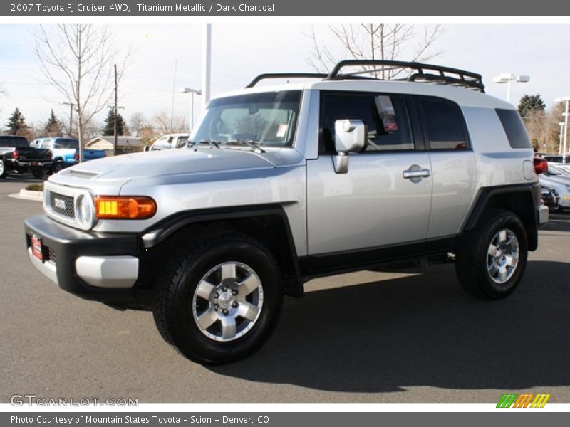 Titanium Metallic / Dark Charcoal 2007 Toyota FJ Cruiser 4WD