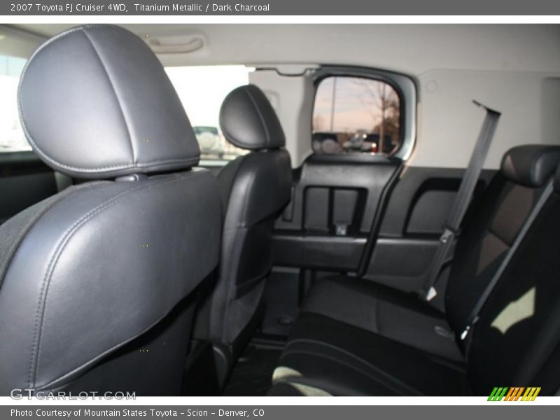 Titanium Metallic / Dark Charcoal 2007 Toyota FJ Cruiser 4WD