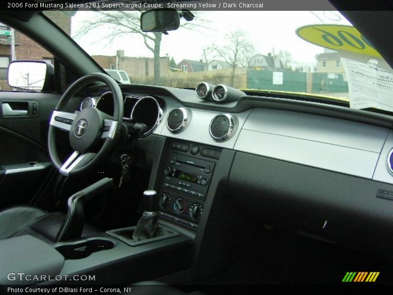 Screaming Yellow / Dark Charcoal 2006 Ford Mustang Saleen S281 Supercharged Coupe