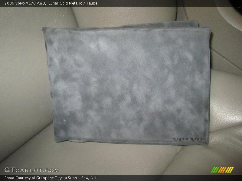 Lunar Gold Metallic / Taupe 2006 Volvo XC70 AWD
