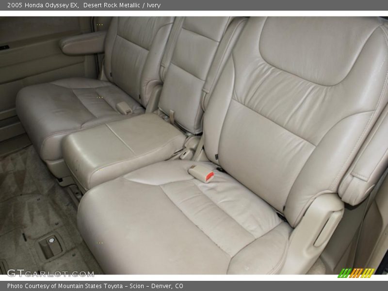 Desert Rock Metallic / Ivory 2005 Honda Odyssey EX