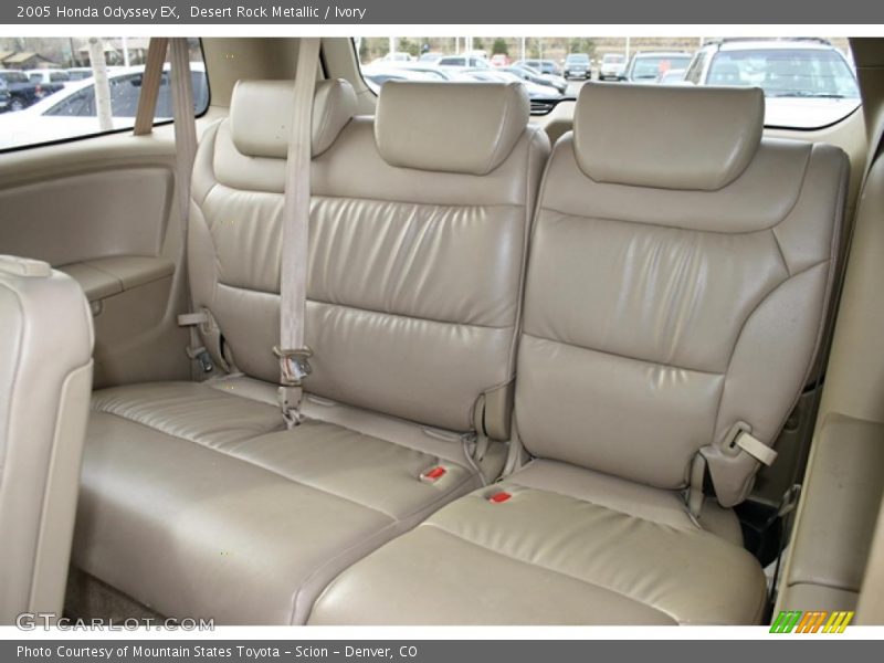 Desert Rock Metallic / Ivory 2005 Honda Odyssey EX