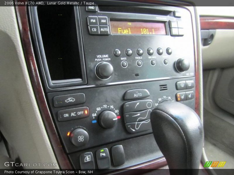 Lunar Gold Metallic / Taupe 2006 Volvo XC70 AWD