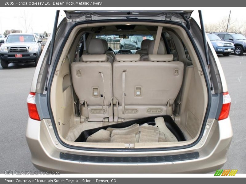 Desert Rock Metallic / Ivory 2005 Honda Odyssey EX