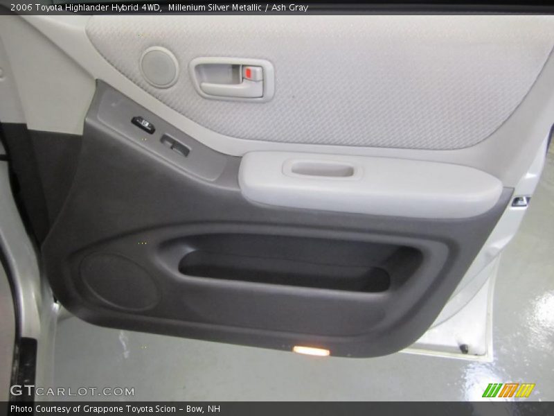Millenium Silver Metallic / Ash Gray 2006 Toyota Highlander Hybrid 4WD