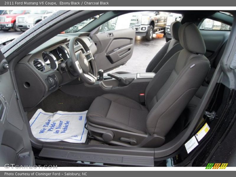 Ebony Black / Charcoal Black 2011 Ford Mustang V6 Coupe