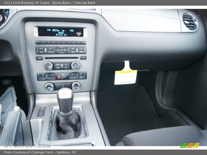 Ebony Black / Charcoal Black 2011 Ford Mustang V6 Coupe
