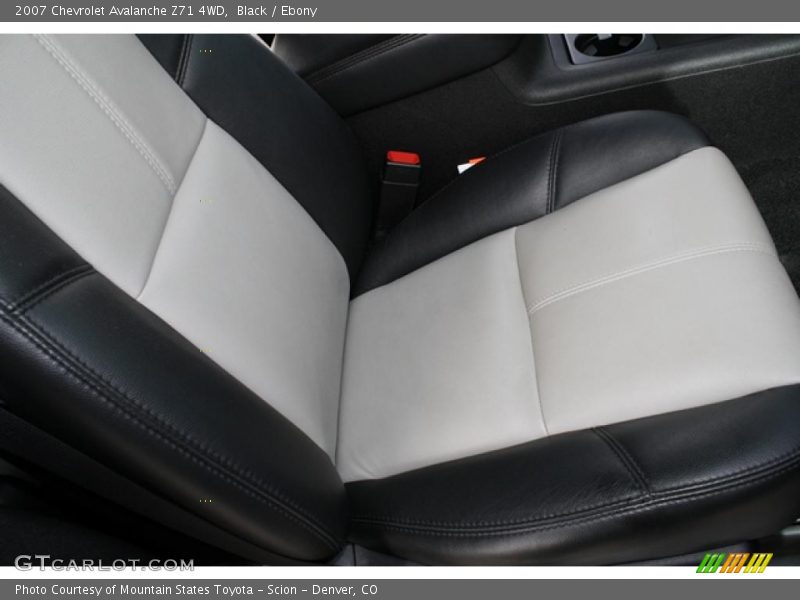 Black / Ebony 2007 Chevrolet Avalanche Z71 4WD