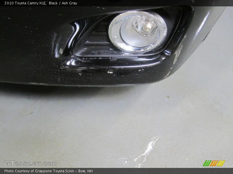 Black / Ash Gray 2010 Toyota Camry XLE