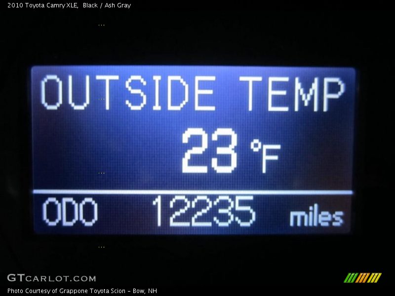 Black / Ash Gray 2010 Toyota Camry XLE