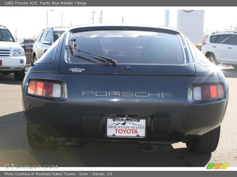 Pacific Blue Metallic / Beige 1982 Porsche 928