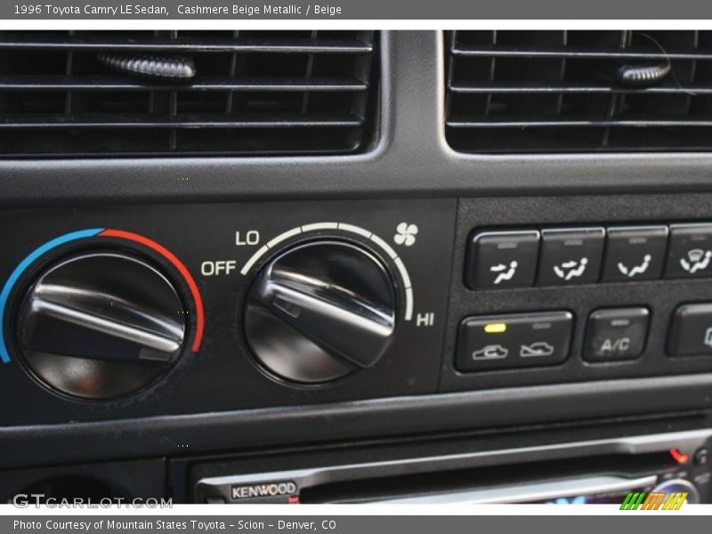 Controls of 1996 Camry LE Sedan