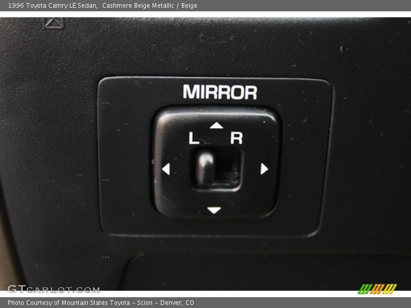 Cashmere Beige Metallic / Beige 1996 Toyota Camry LE Sedan