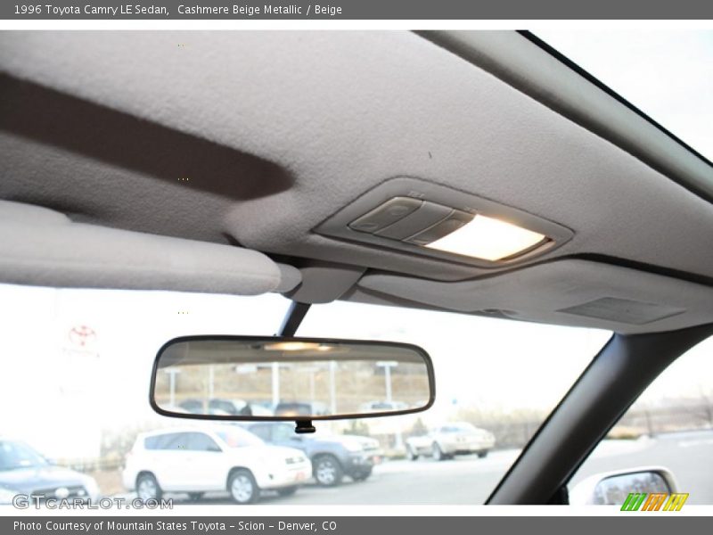 Cashmere Beige Metallic / Beige 1996 Toyota Camry LE Sedan