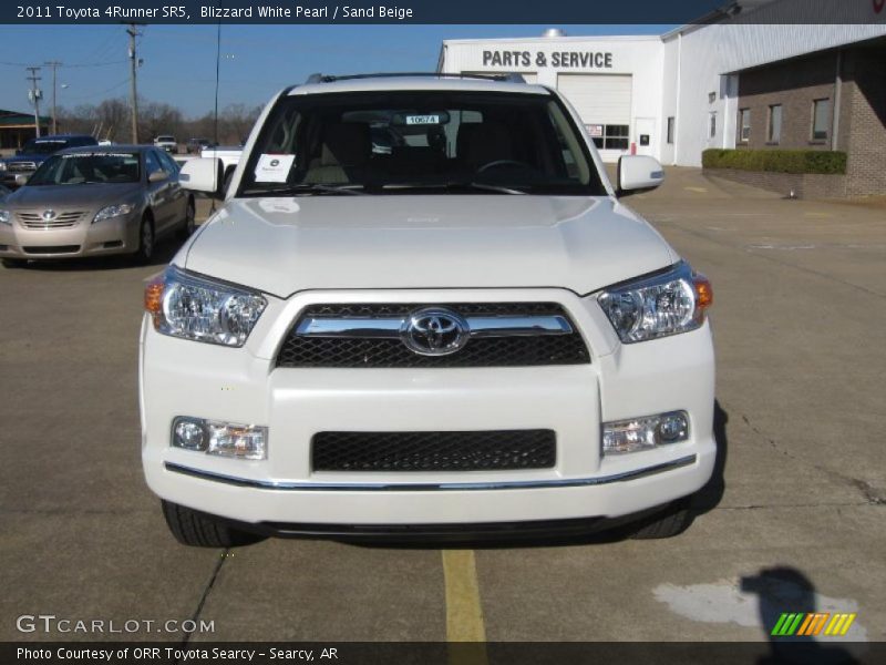 Blizzard White Pearl / Sand Beige 2011 Toyota 4Runner SR5