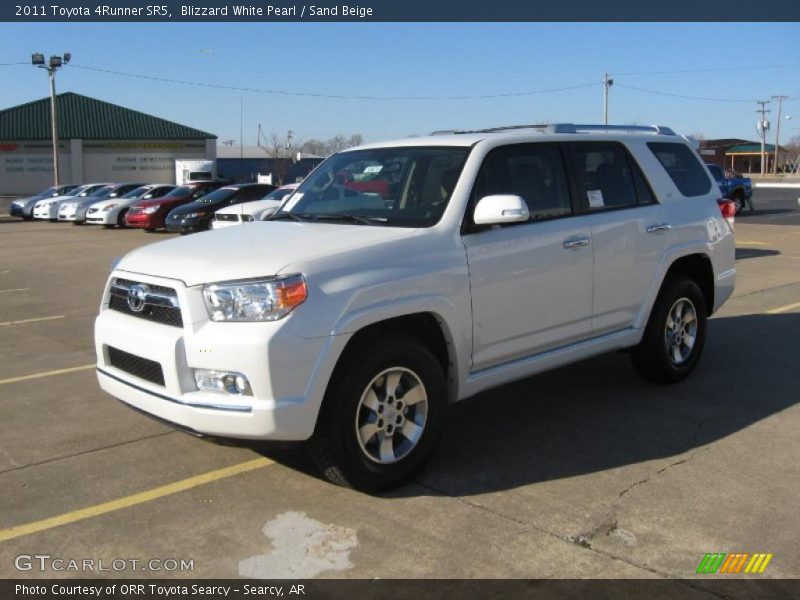 Front 3/4 View of 2011 4Runner SR5