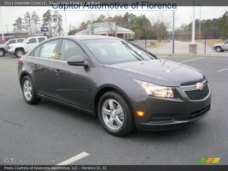 Taupe Gray Metallic / Jet Black 2011 Chevrolet Cruze LT