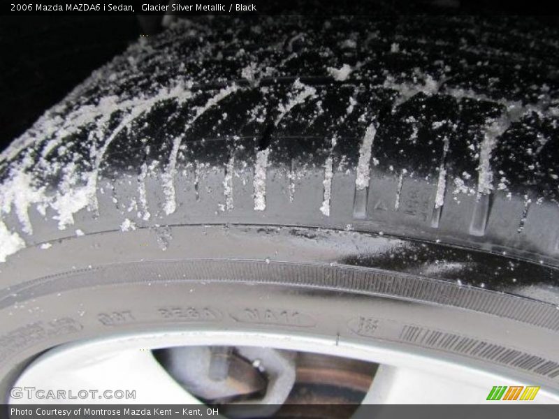 Glacier Silver Metallic / Black 2006 Mazda MAZDA6 i Sedan