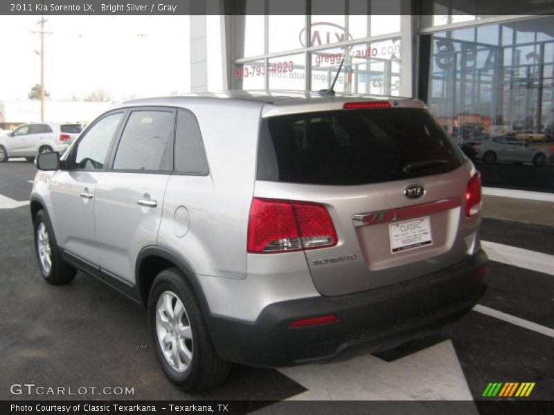 Bright Silver / Gray 2011 Kia Sorento LX