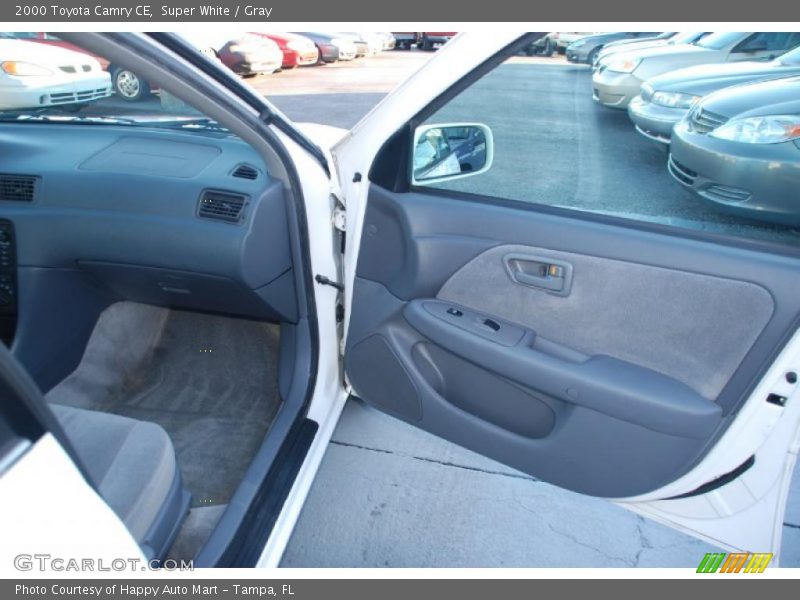 Super White / Gray 2000 Toyota Camry CE
