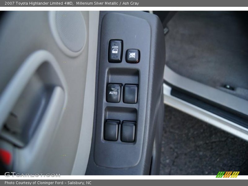 Millenium Silver Metallic / Ash Gray 2007 Toyota Highlander Limited 4WD
