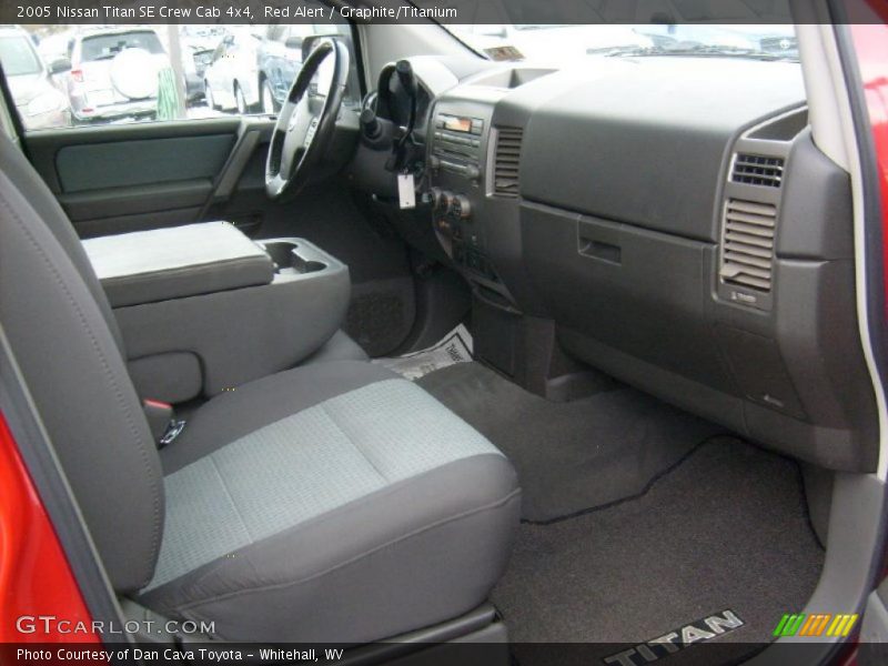 Red Alert / Graphite/Titanium 2005 Nissan Titan SE Crew Cab 4x4