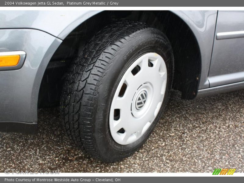 Platinum Grey Metallic / Grey 2004 Volkswagen Jetta GL Sedan