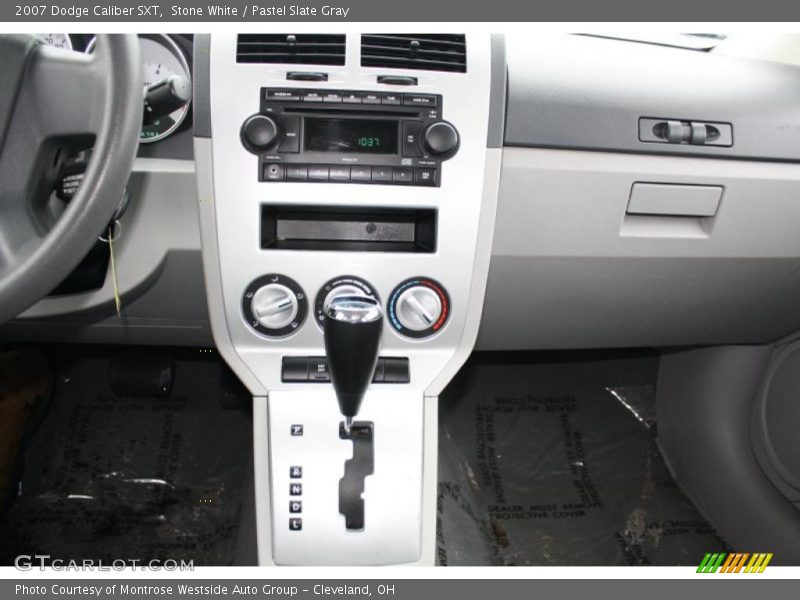 Stone White / Pastel Slate Gray 2007 Dodge Caliber SXT