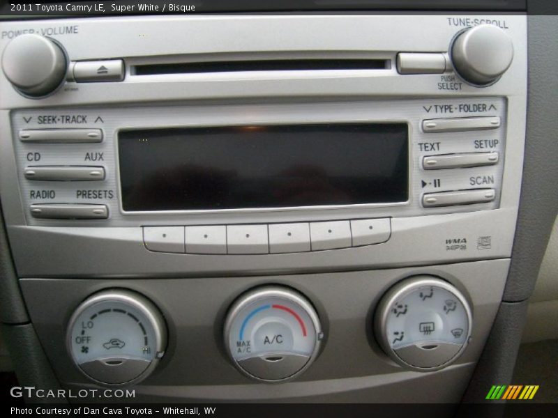 Super White / Bisque 2011 Toyota Camry LE