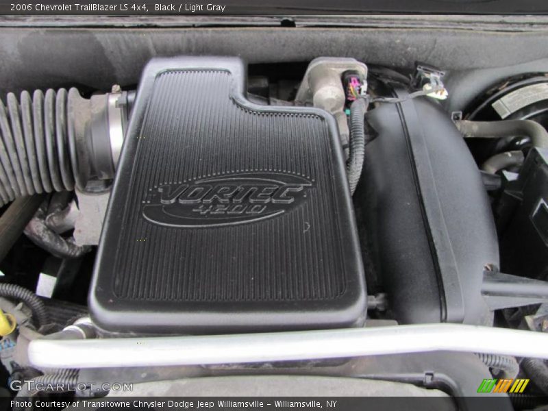 Black / Light Gray 2006 Chevrolet TrailBlazer LS 4x4
