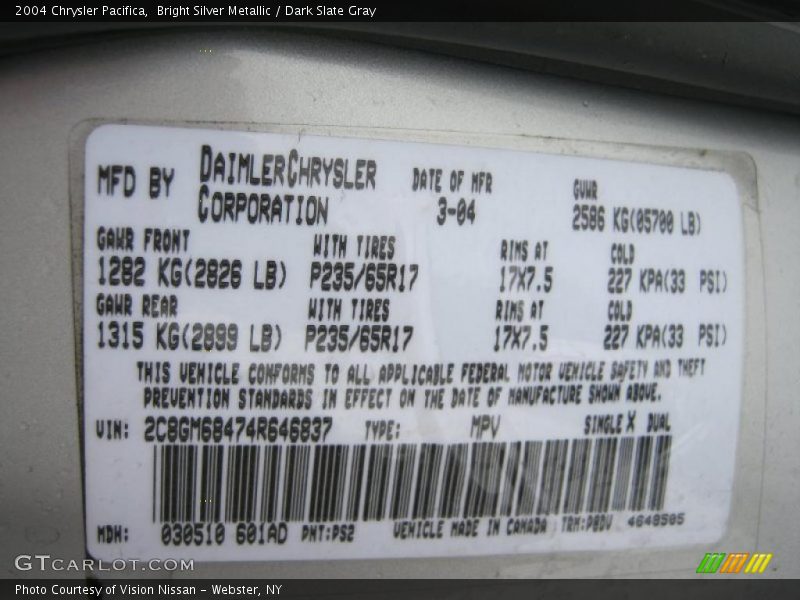 Bright Silver Metallic / Dark Slate Gray 2004 Chrysler Pacifica