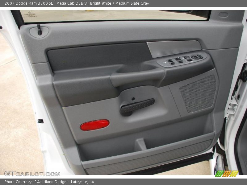 Door Panel of 2007 Ram 3500 SLT Mega Cab Dually