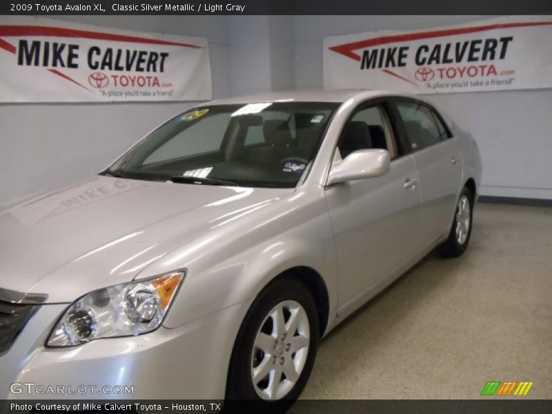 Classic Silver Metallic / Light Gray 2009 Toyota Avalon XL