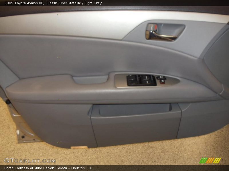 Classic Silver Metallic / Light Gray 2009 Toyota Avalon XL