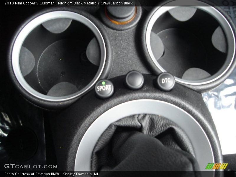 Controls of 2010 Cooper S Clubman