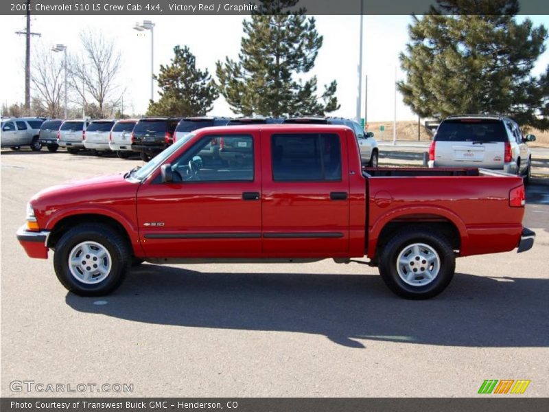 Victory Red / Graphite 2001 Chevrolet S10 LS Crew Cab 4x4