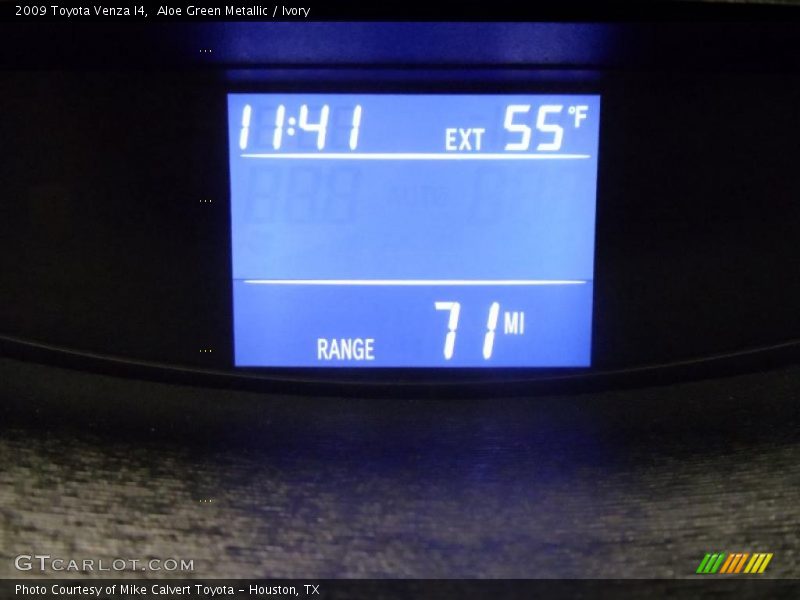 Aloe Green Metallic / Ivory 2009 Toyota Venza I4