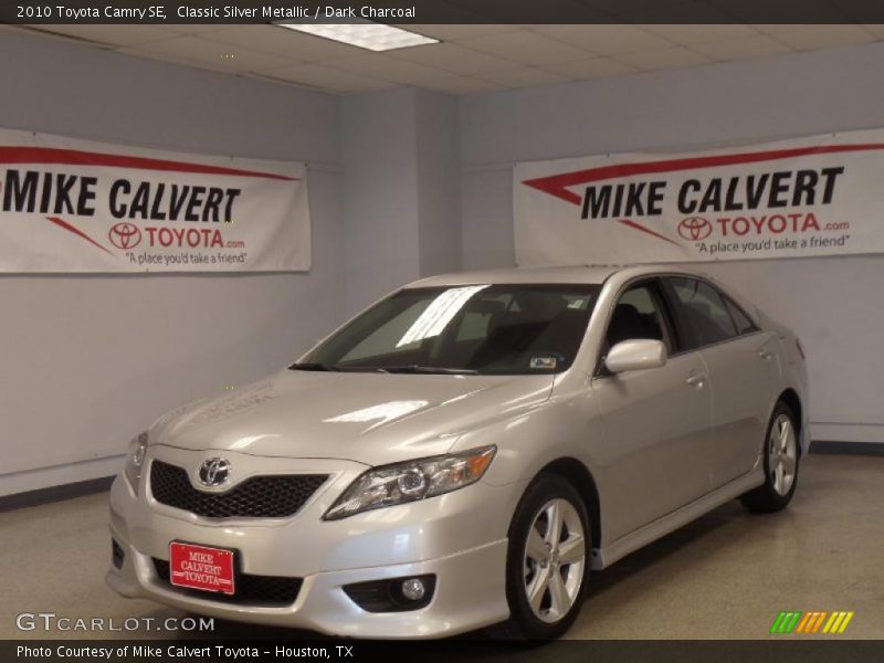 Classic Silver Metallic / Dark Charcoal 2010 Toyota Camry SE