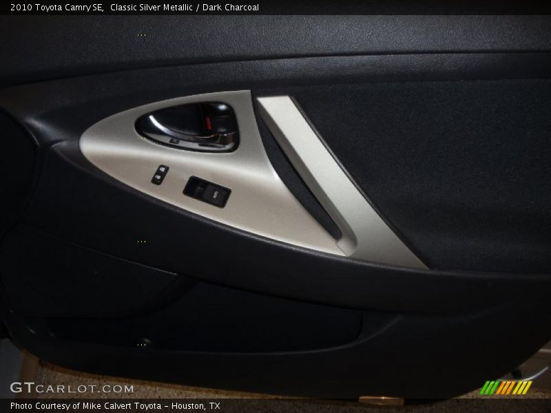 Classic Silver Metallic / Dark Charcoal 2010 Toyota Camry SE