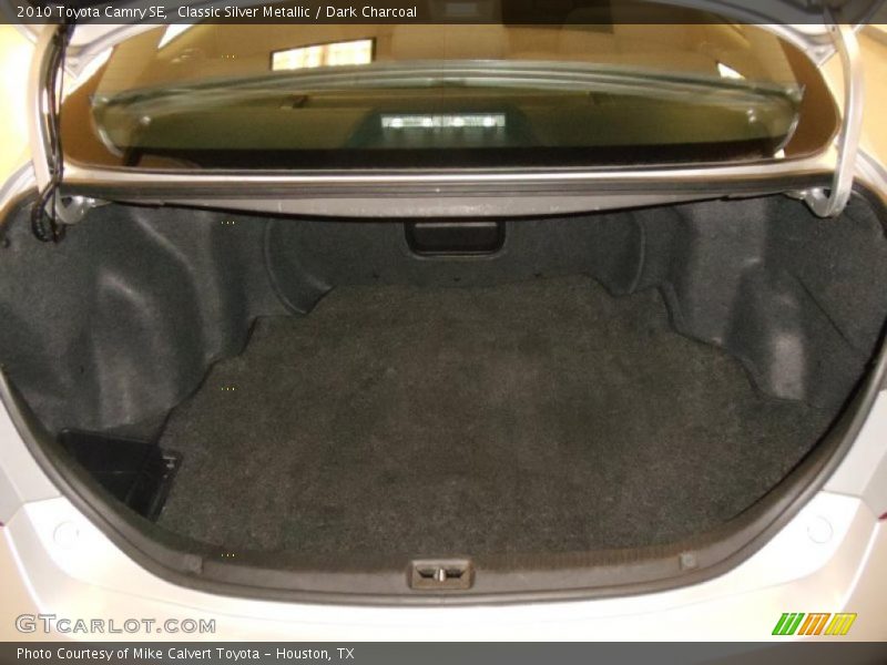 Classic Silver Metallic / Dark Charcoal 2010 Toyota Camry SE