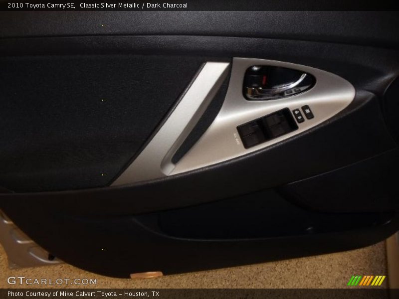 Classic Silver Metallic / Dark Charcoal 2010 Toyota Camry SE