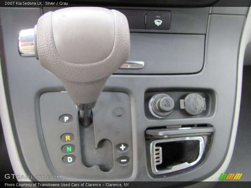 Silver / Gray 2007 Kia Sedona LX