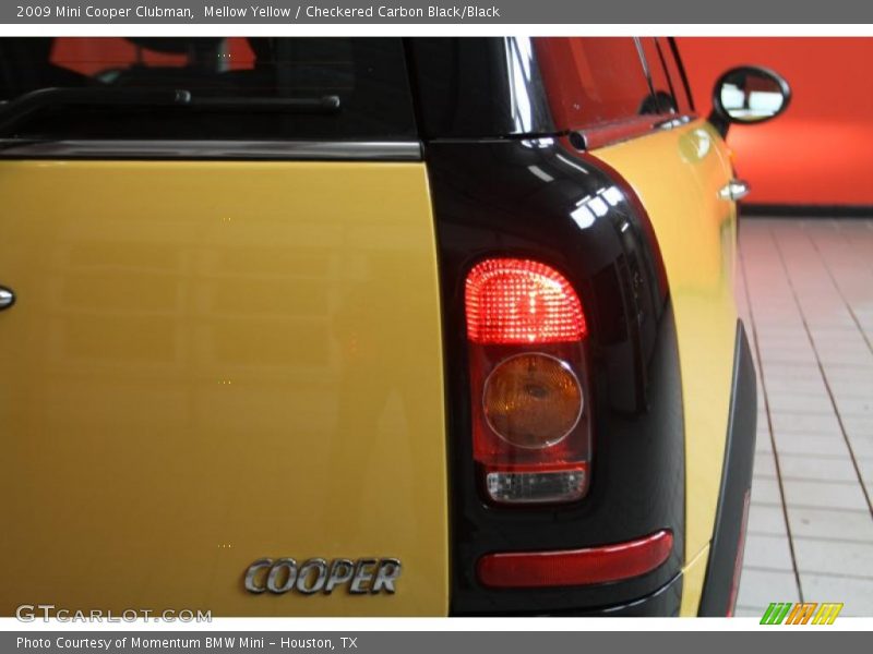 Mellow Yellow / Checkered Carbon Black/Black 2009 Mini Cooper Clubman