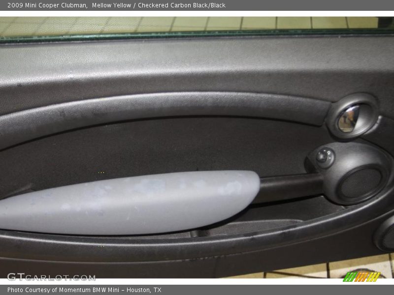 Mellow Yellow / Checkered Carbon Black/Black 2009 Mini Cooper Clubman
