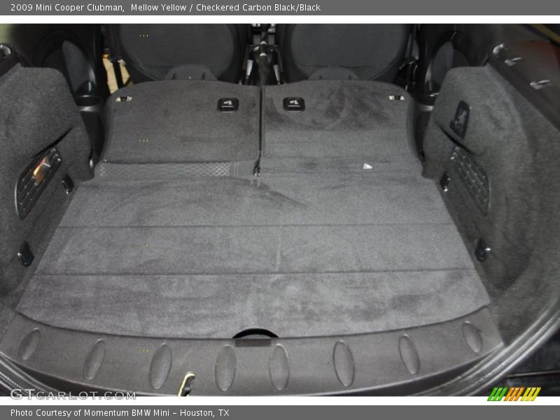 Mellow Yellow / Checkered Carbon Black/Black 2009 Mini Cooper Clubman