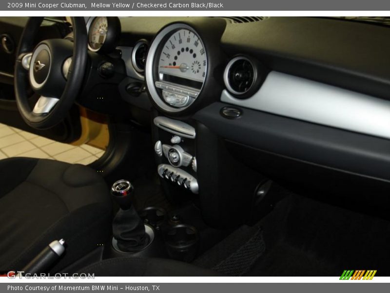 Mellow Yellow / Checkered Carbon Black/Black 2009 Mini Cooper Clubman