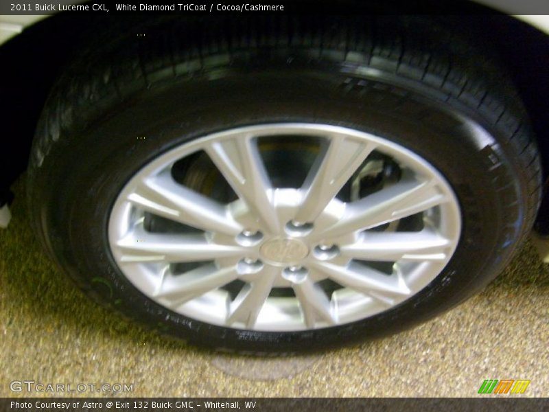 White Diamond TriCoat / Cocoa/Cashmere 2011 Buick Lucerne CXL