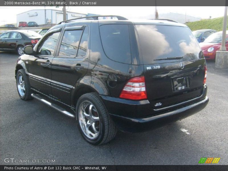 Black / Charcoal 2000 Mercedes-Benz ML 320 4Matic